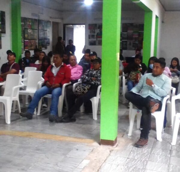 Reunión de autoridades indígenas del municipio de Páez.